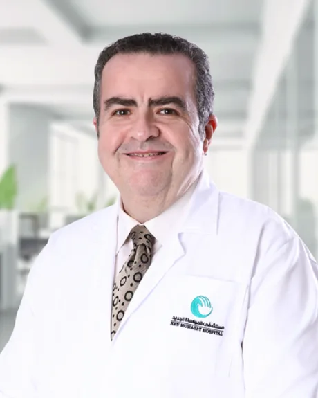 د عمرو العطار